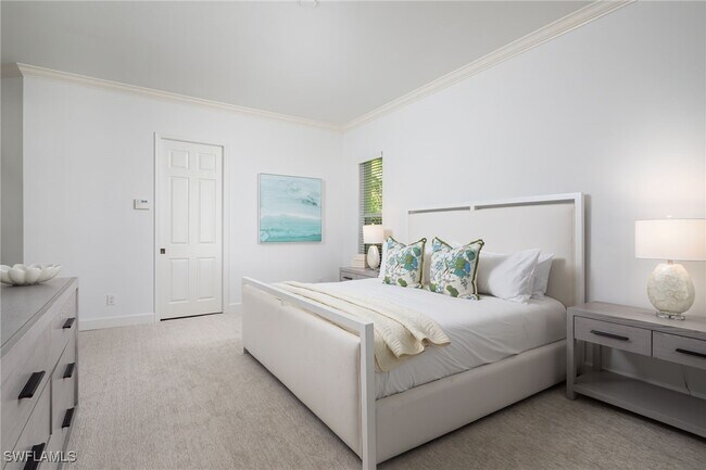 Building Photo - 155 1st Ave S