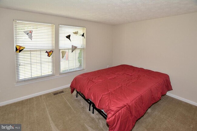 Building Photo - 11912 Fieldthorn Ct