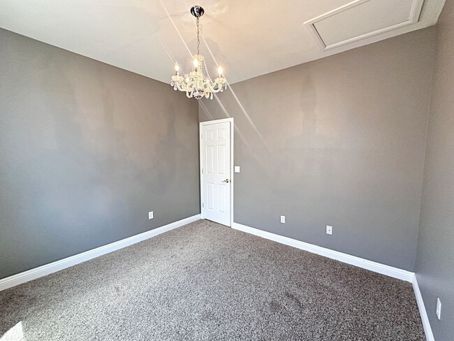 Building Photo - 10076 Bright Charisma Ct