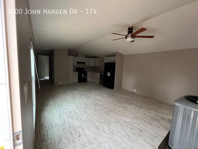 Building Photo - 3000 John Harden Dr