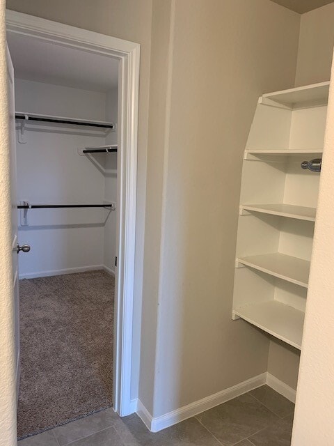 Building Photo - 8219 Ivy Wood Ct