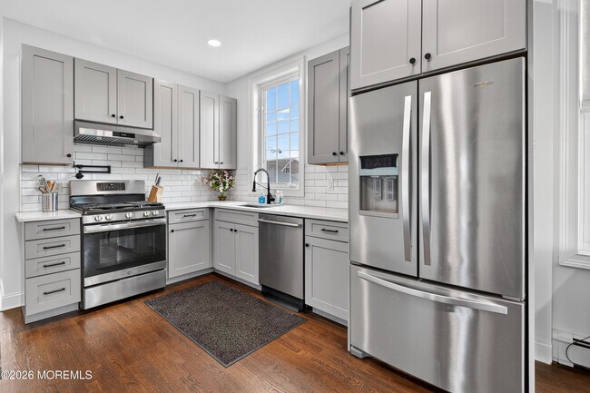 Building Photo - 20 Woodland Ave