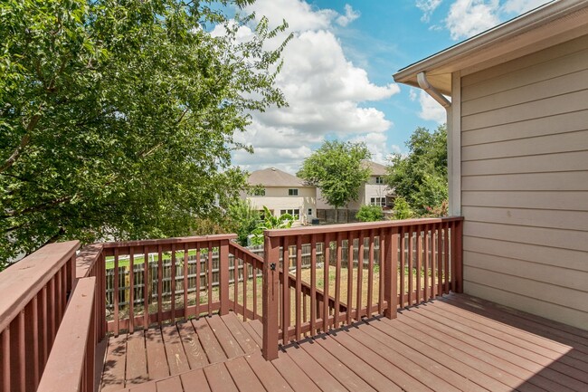 Building Photo - 6707 Buckhorn Cliff