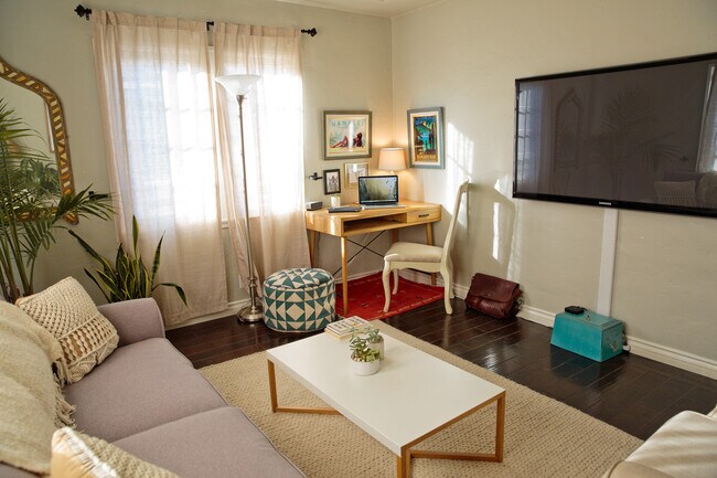 Building Photo - 141 S Brighton St