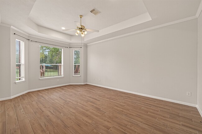 Building Photo - 3206 Shadowfern Ct