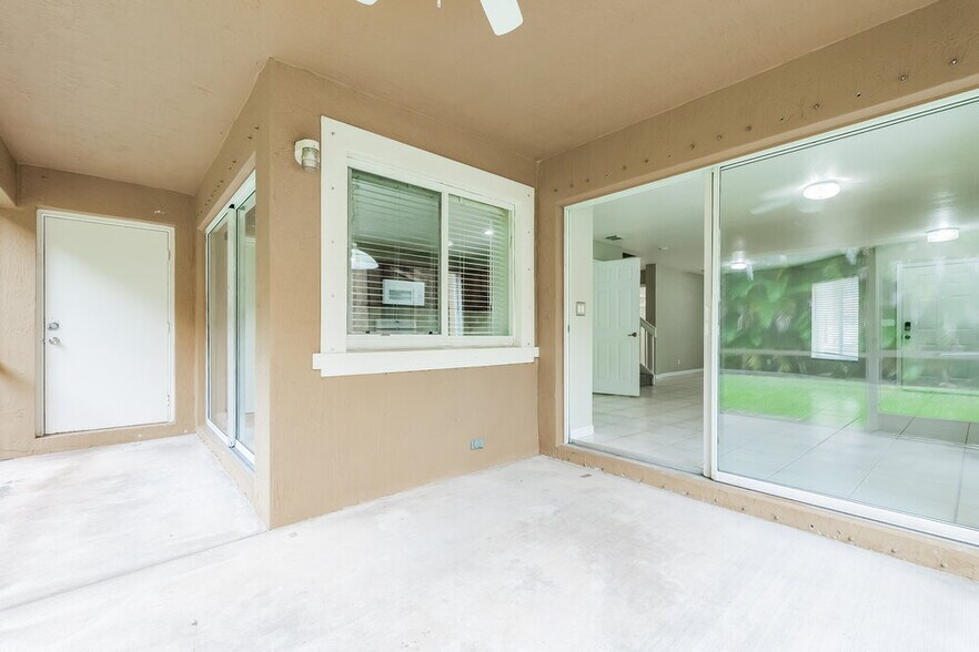 Building Photo - 6168 Whalton St