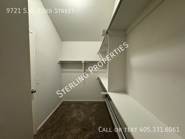 Building Photo - 9721 SW 23rd St