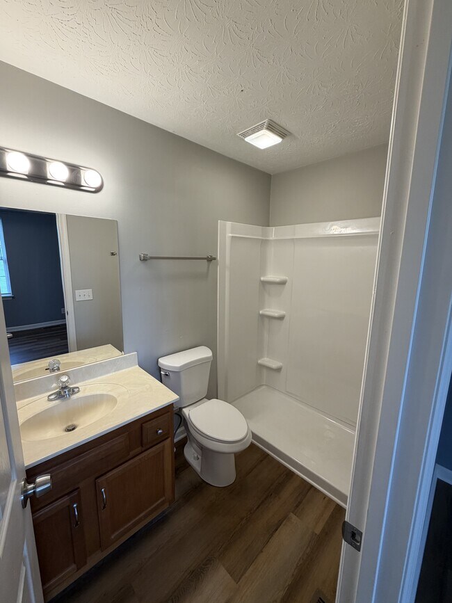 Building Photo - 7854 US-41