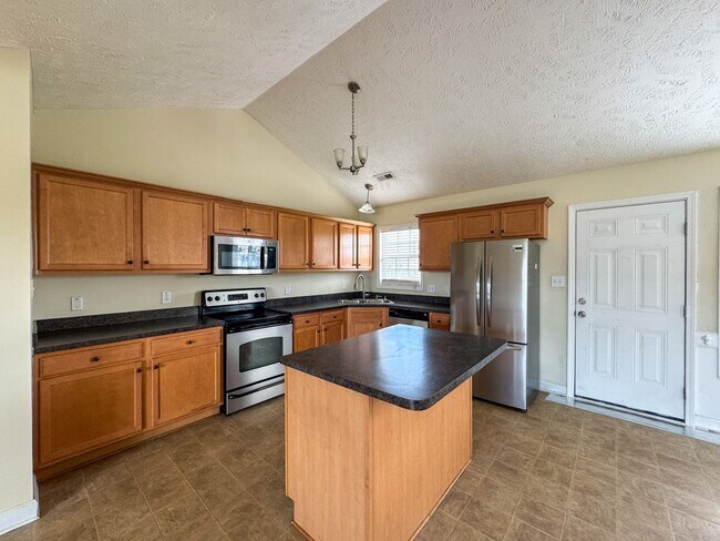 Building Photo - 316 Ivy Wood Lane