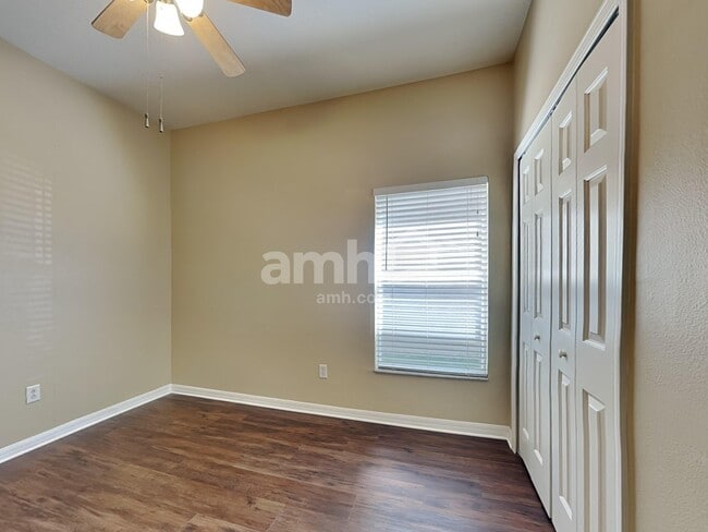 Building Photo - 9820 Jasmine Brook Cir