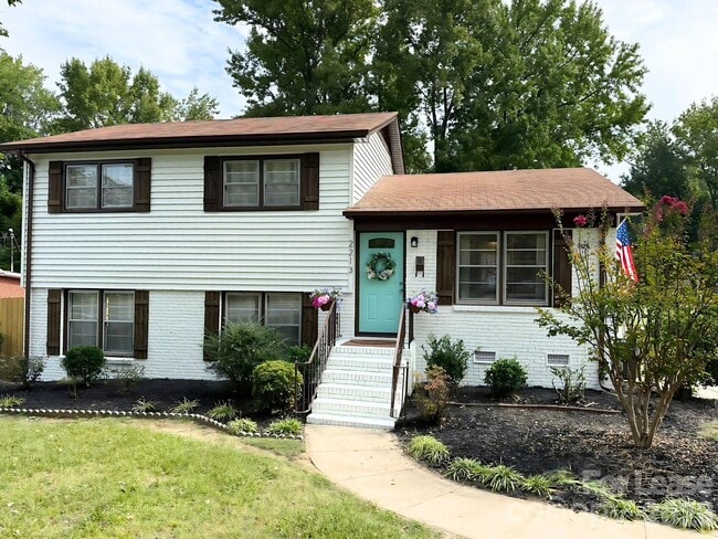 Building Photo - 2213 Milton Rd