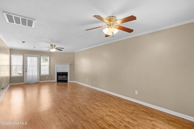 Building Photo - 113 Brittany Way