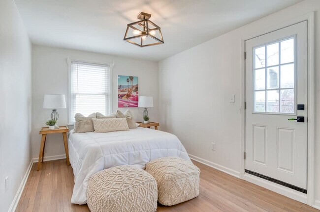 Building Photo - 16904 Invermere Ave