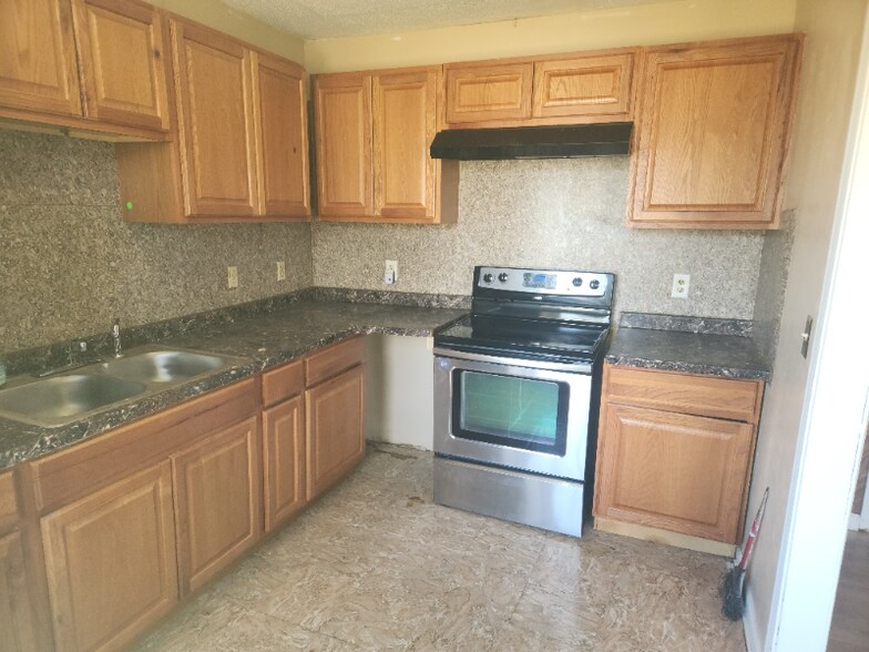 Building Photo - 1141 15th Way SW