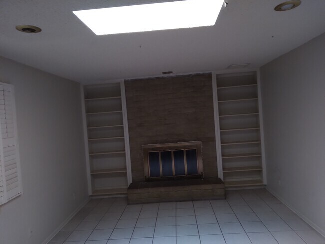 DINING NEXT TO KITCHEN - 6734 N 19th St