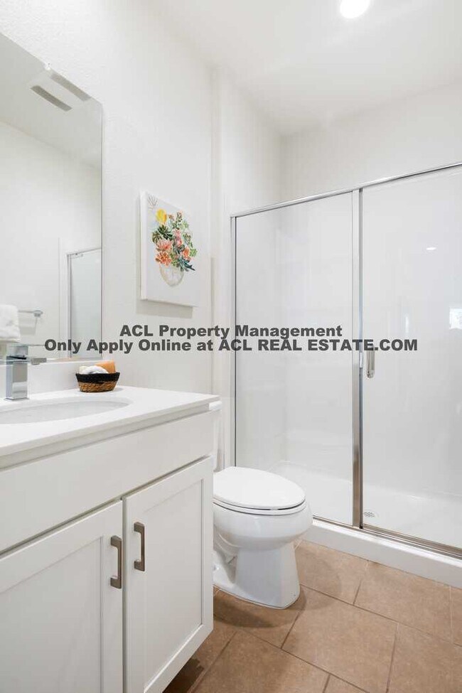 Building Photo - Modern 3BR/3BA Home in Bayshores | 1,542 Sq Ft | Prime Location