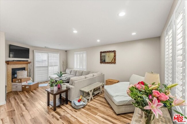 Building Photo - 3653 Medici Ln
