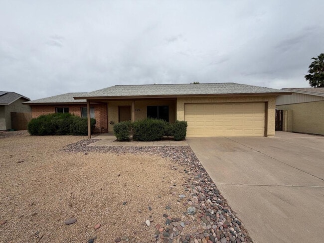 Building Photo - 5102 E Bannock St