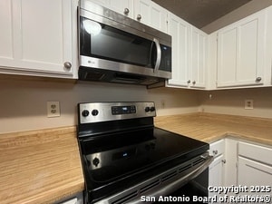 Building Photo - 5543 Sunup Dr