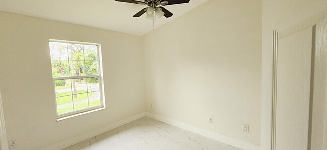 Building Photo - 11128 59th St N