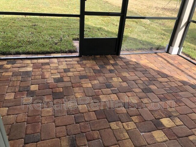 Building Photo - 308 Sweet Oak Wy