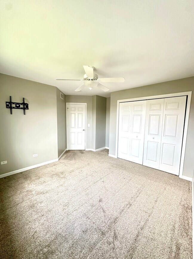Building Photo - 2394 Caton Crest Dr