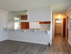Building Photo - NEWLY RENOVATED -2 Bed, 2 Bath, 2 Parking Duplex in Aiea- UTILITIES INCLUDED!!