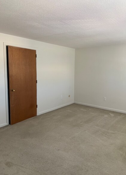 Building Photo - 252 West St