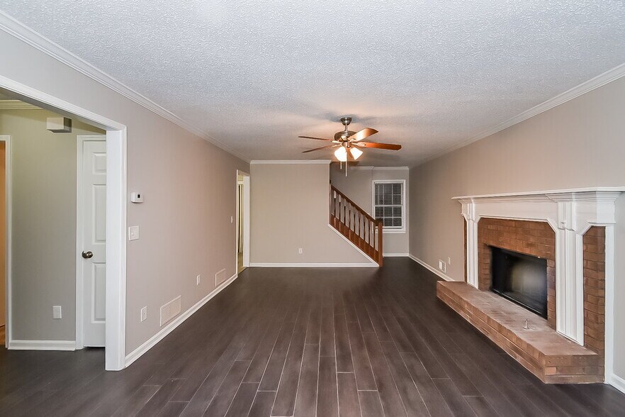 Building Photo - 2466 Zachary Woods Dr NW