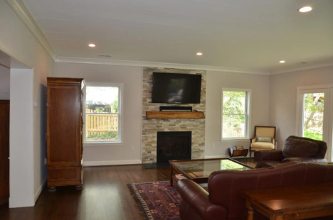 Building Photo - 4913 Fort Sumner Dr