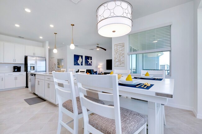 Building Photo - 12240 Wellen Golf St