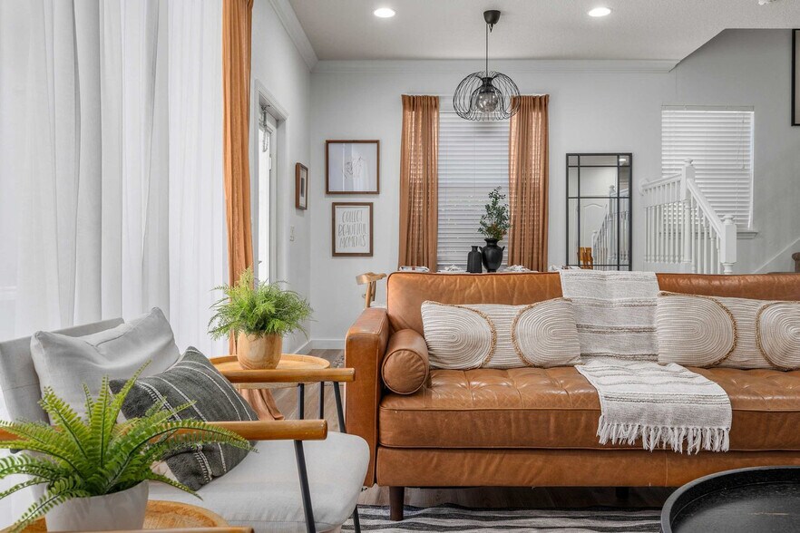 Building Photo - 1978 Majorca Dr