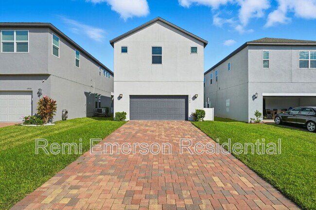 Building Photo - 14942 Guava Bay Dr