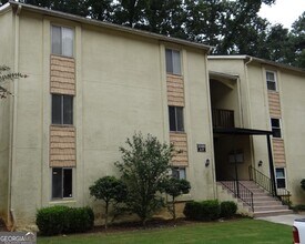 Building Photo - 2390 Lawrenceville Hwy