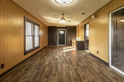 Building Photo - "Charming 3-Bedroom Home in LaCoste, TX – Cozy 1216 Sq Ft with Full Bath!"