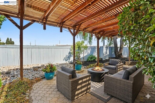 Building Photo - 9699 Rudway Ct