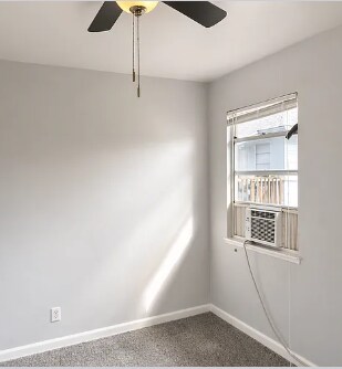 Building Photo - 208 12th Ave N