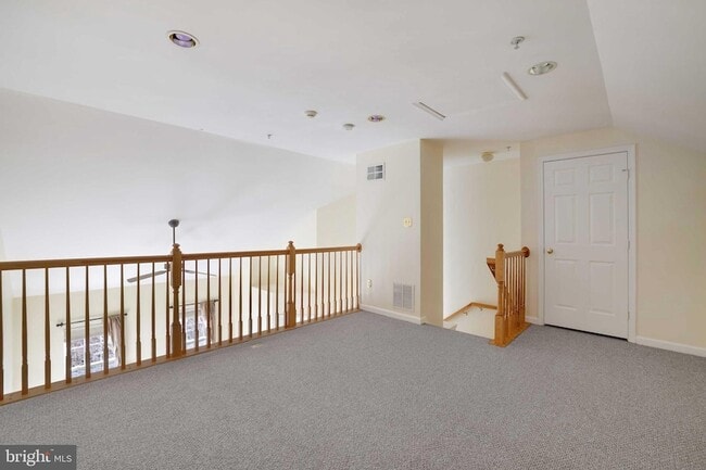 Building Photo - 409 Phelps St