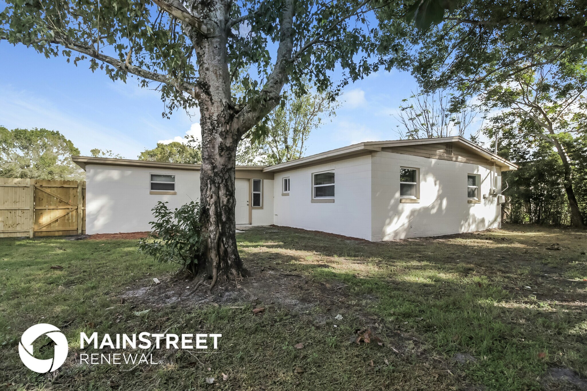 Building Photo - 2906 Paine Ln