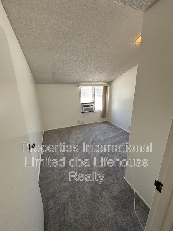 Building Photo - 95-625 Nawenewene Circle - 312