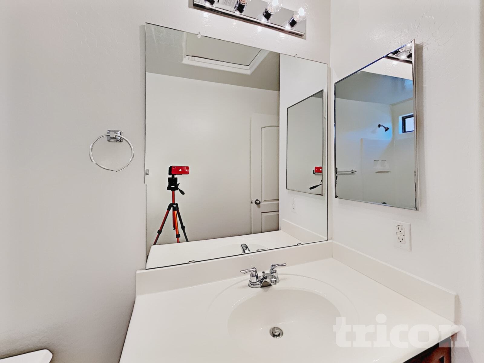 Building Photo - 43683 W Arizona Ave