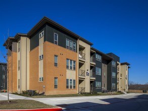 Landings At Marine Creek Apartments Landings At Marine Creek Apartments