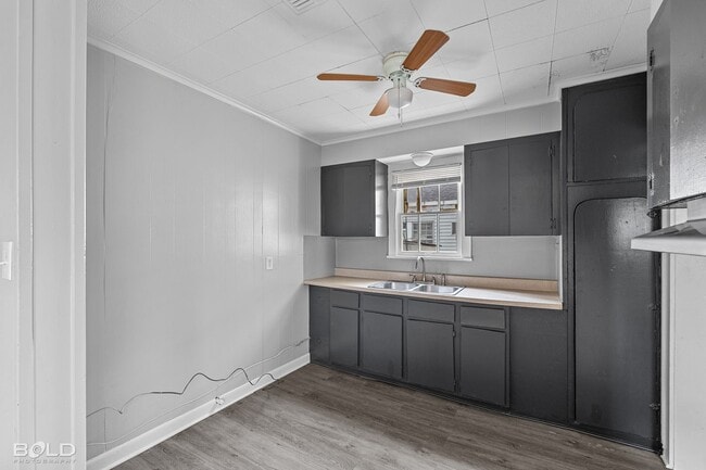 Building Photo - 154 E Wyandotte St