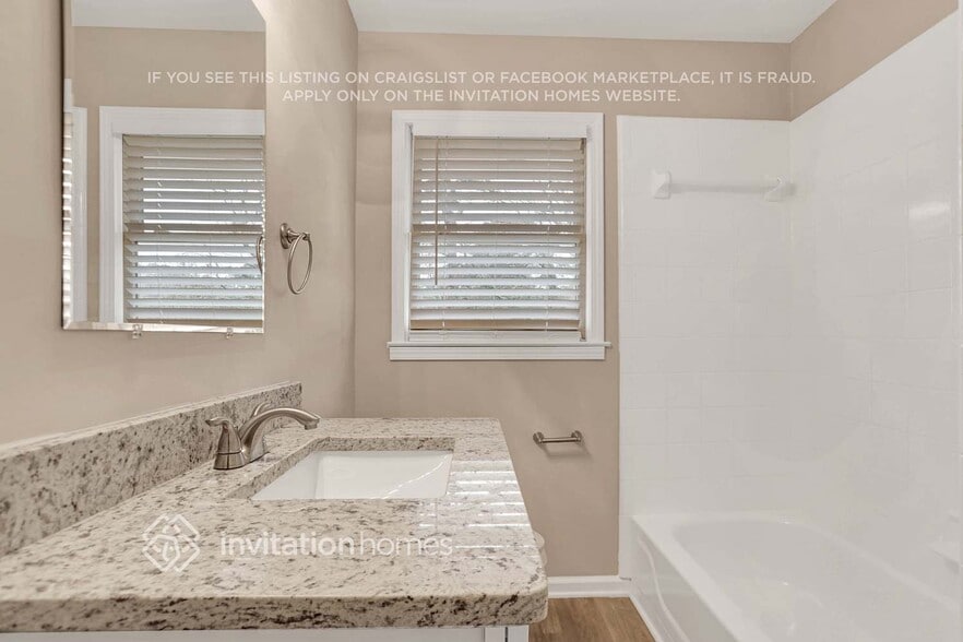 Building Photo - 4802 Glenwood Rd