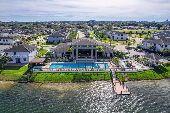 Building Photo - 15540 NW 88th Ave