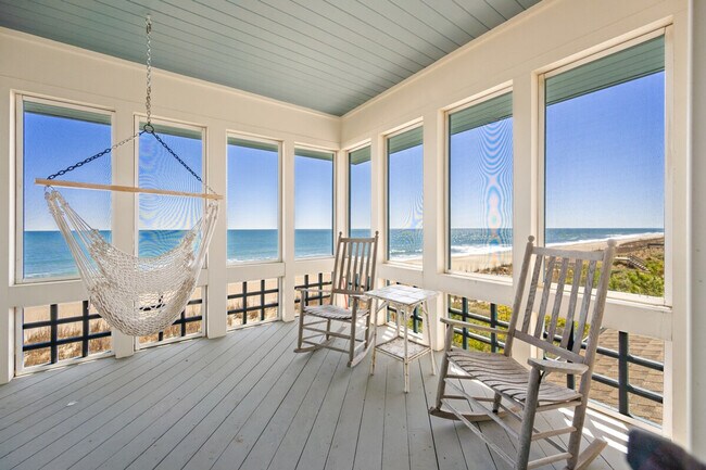 Building Photo - 886 Debordieu Blvd