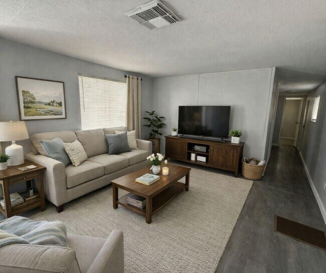 Building Photo - 130 S Suncoast Blvd