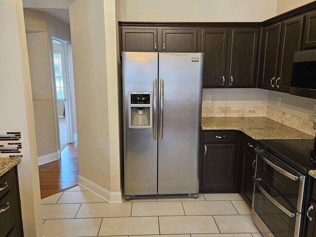 Building Photo - Troutman Area - 3 BR / 2 BA + Bonus Room & Garage