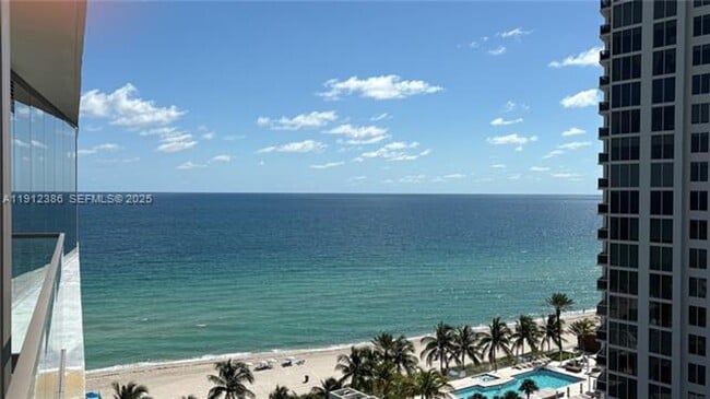 Building Photo - 18975 Collins Ave