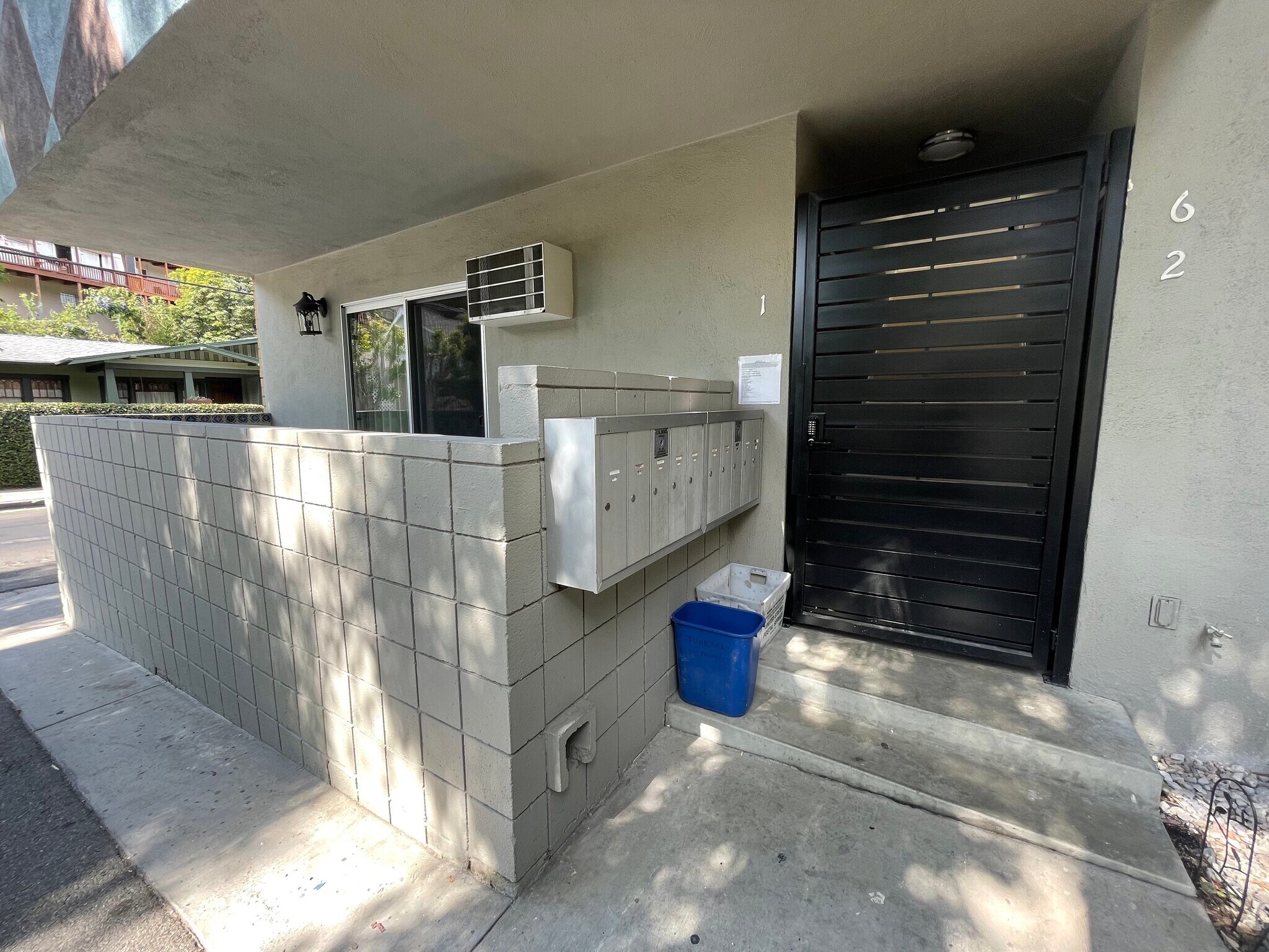 Building Photo - 6345 Primrose Ave
